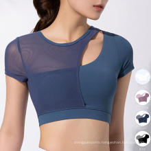 New Design Crop Sports T- Shirt With Bra Padded Athletic Yoga Tops Breathable Running Sports Mesh Tops